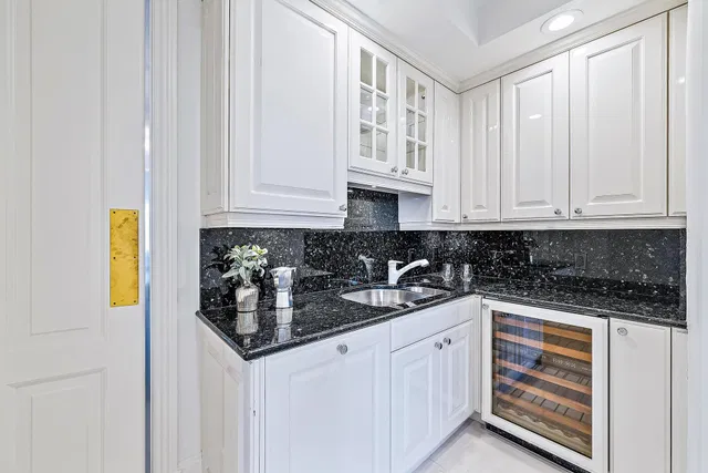 One Watermark Place Unit 201 photo 14