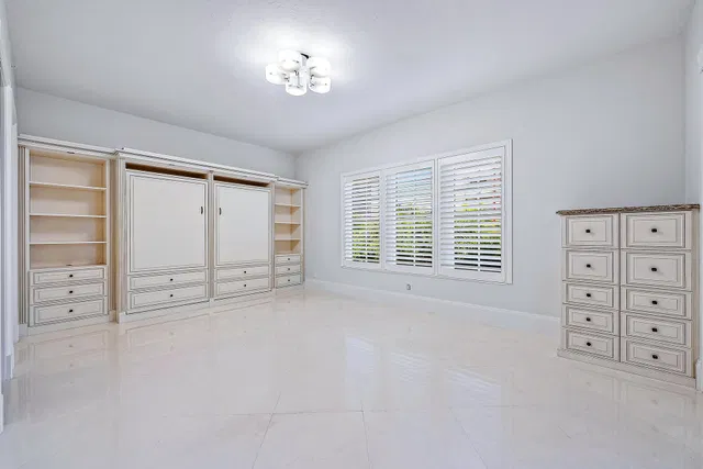 One Watermark Place Unit 201 photo 25