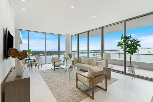 La Clara Palm Beach Unit 1702 photo 2