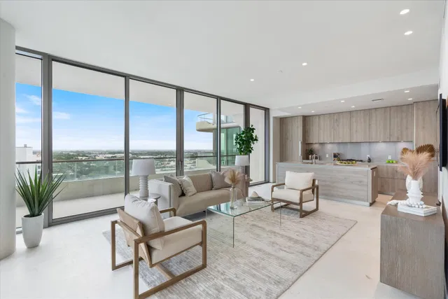La Clara Palm Beach Unit 1702 photo 3