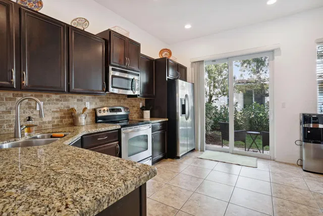Heritage Club Residence photo 8