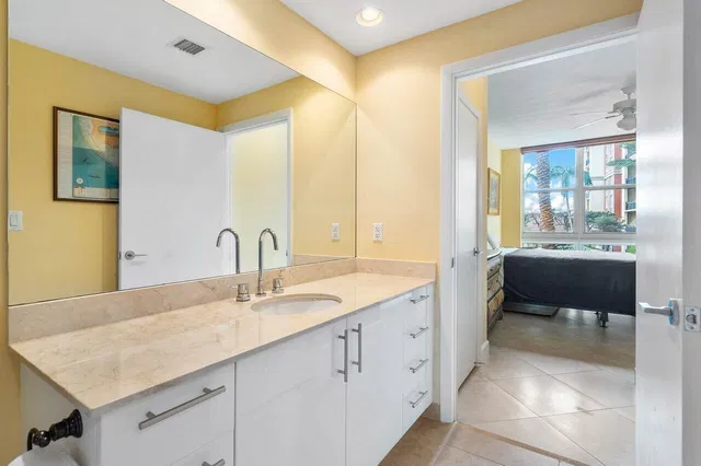 CityPlace South Tower Unit 1007 photo 19