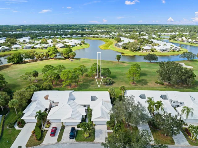 Monarch Country Club Residence photo 3