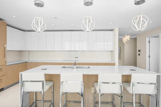 Amrit Ocean Resort & Residences Unit 1805 P photo 9