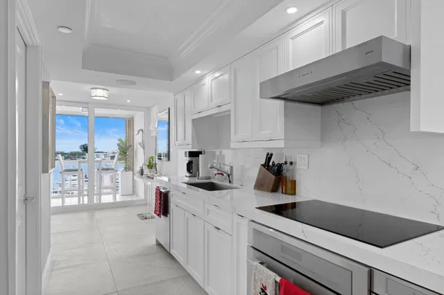 Waterview Towers Unit 906 photo 7