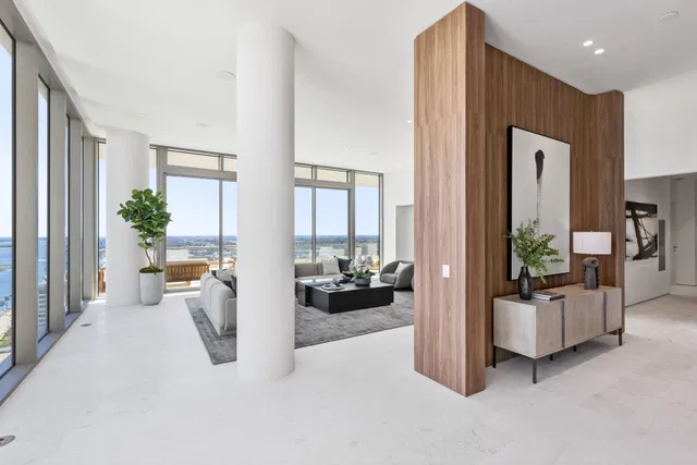 La Clara Palm Beach Unit Lph 2402 photo 4
