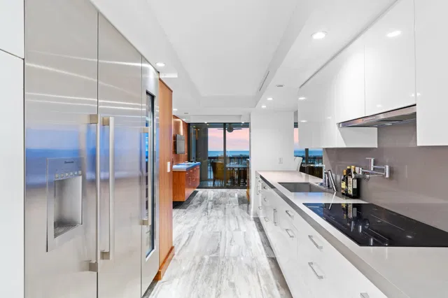 Waterview Towers Unit Ph-D2 photo 8