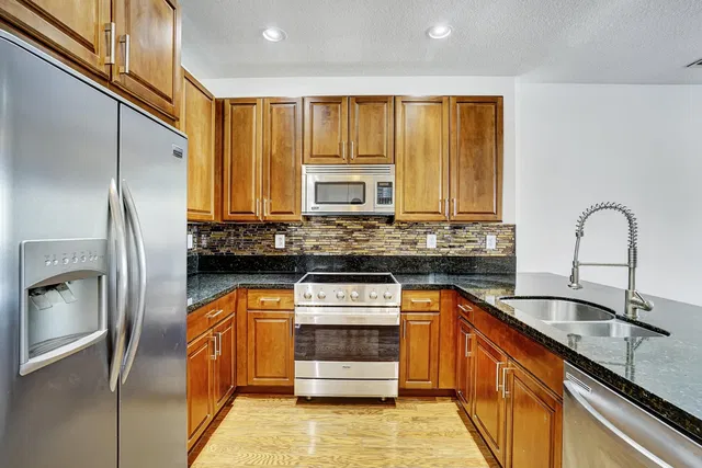 Latitude Delray Unit 301 photo 11