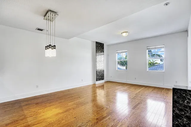 Latitude Delray Unit 301 photo 14