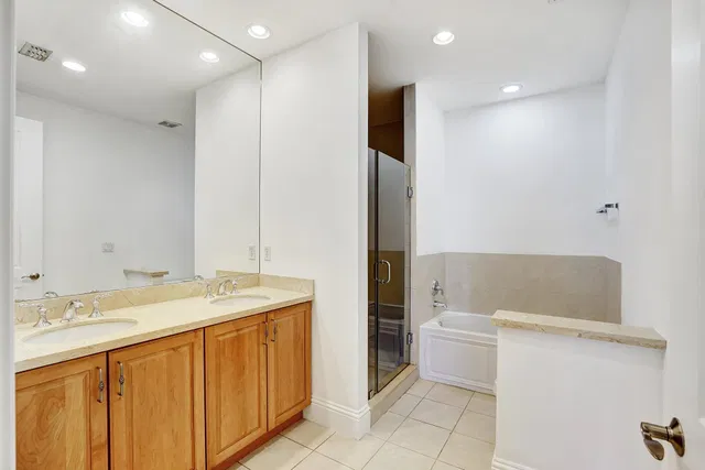 Latitude Delray Unit 301 photo 21