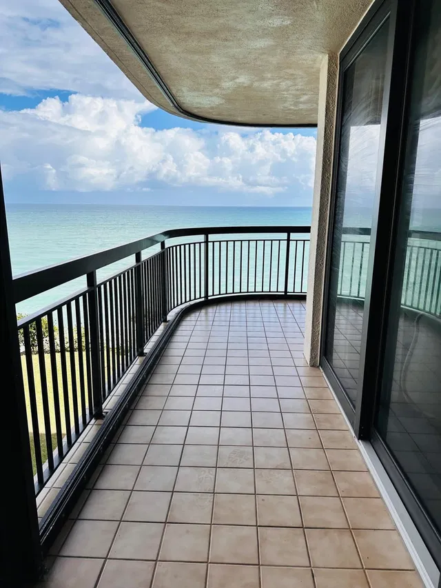 Eastpointe Singer Island Unit 7j photo 6