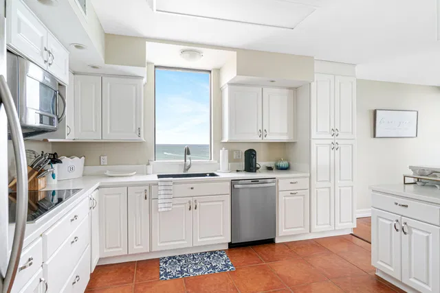 Eastpointe Singer Island Unit 19d photo 23