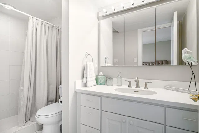 Eastpointe Singer Island Unit 19d photo 28