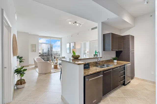 CityPlace South Tower Unit Lph-09, 550 Okeechobee Boulevard, West Palm Beach, exterior
