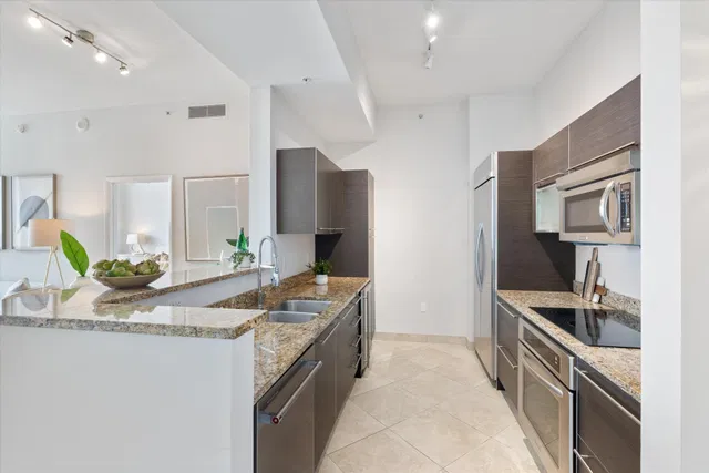 CityPlace South Tower Unit Lph-09 photo 9