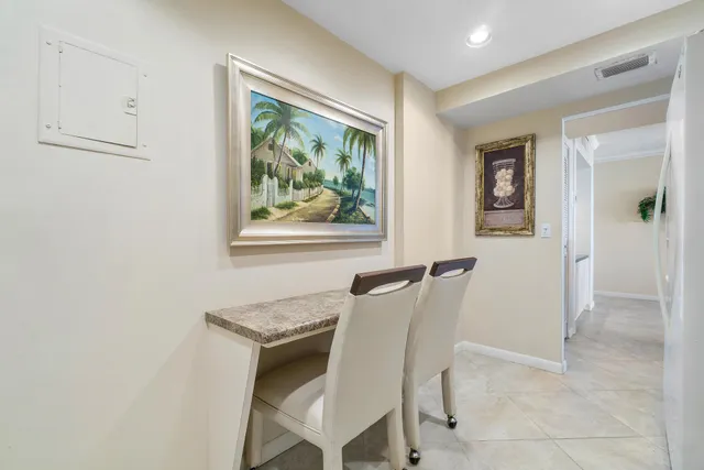 The Patrician of Palm Beach Unit 625 photo 9