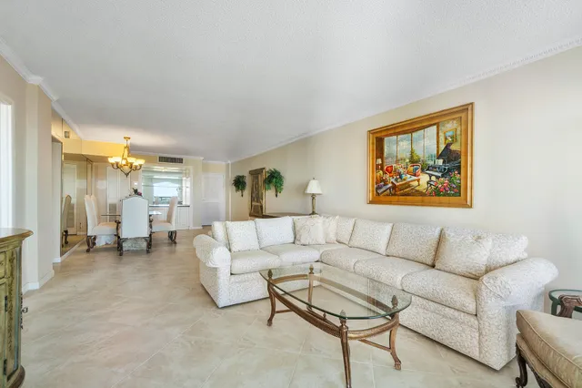 The Patrician of Palm Beach Unit 625 photo 11