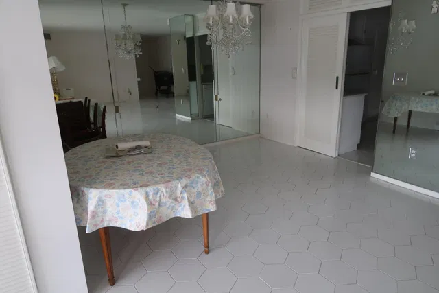 Palm Beach Towers, Palm Beach Unit B418 photo 6