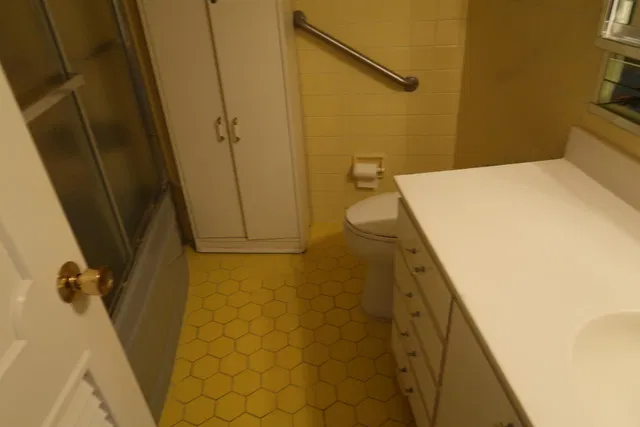 Palm Beach Towers, Palm Beach Unit B418 photo 10