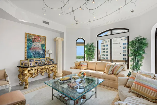 One City Plaza Unit 1605 photo 18