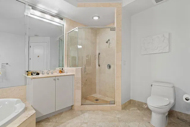One City Plaza Unit 1605 photo 24