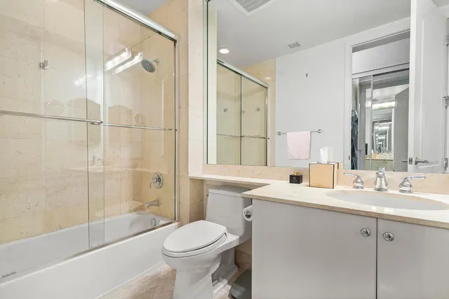 One City Plaza Unit 1605 photo 32