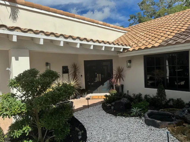 Boca Bath & Tennis Residence photo 2