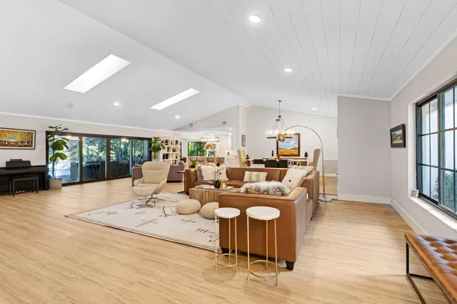 Boca Bath & Tennis Residence photo 8