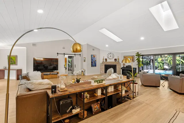 Boca Bath & Tennis Residence photo 14