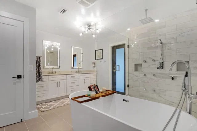 Boca Bath & Tennis Residence photo 40