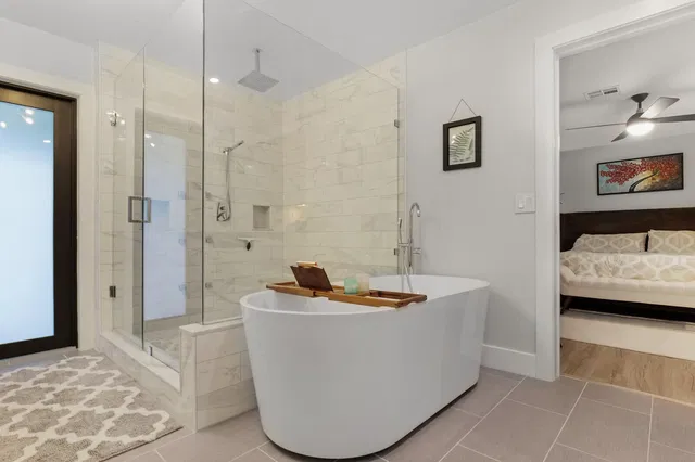 Boca Bath & Tennis Residence photo 42