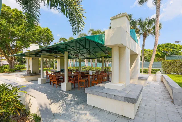 Boca Bath & Tennis Residence photo 71
