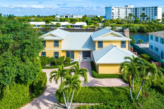 2273 Ibis Isle Road E