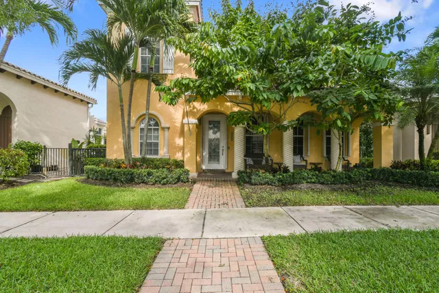 Valencia at Abacoa Residence photo 3
