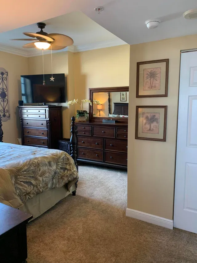 610 Clematis Unit 814 photo 2