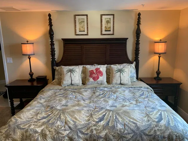 610 Clematis Unit 814 photo 6