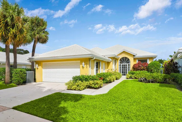 Residence photo 3