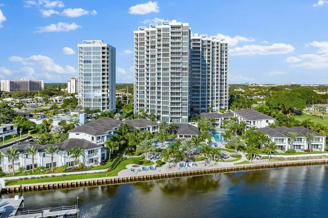 Water Club North Palm Beach Unit 1404 photo 3