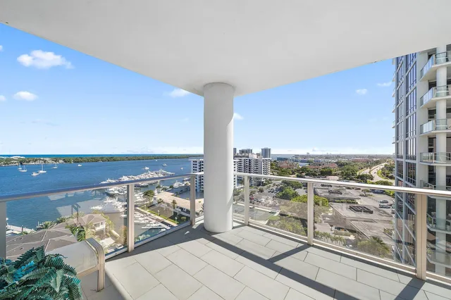 Water Club North Palm Beach Unit 1404 photo 10