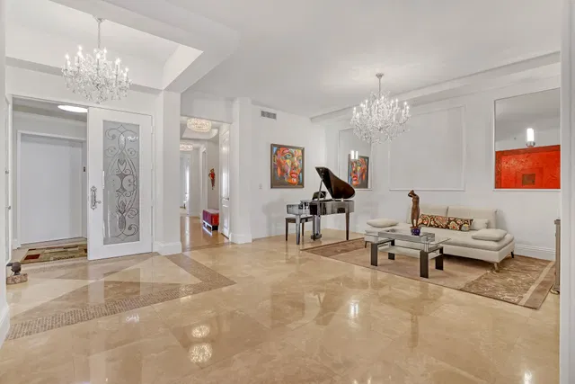 Esplanade Grande Unit Ph1 photo 11
