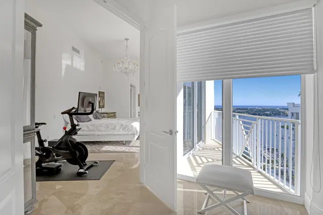 Esplanade Grande Unit Ph1 photo 53