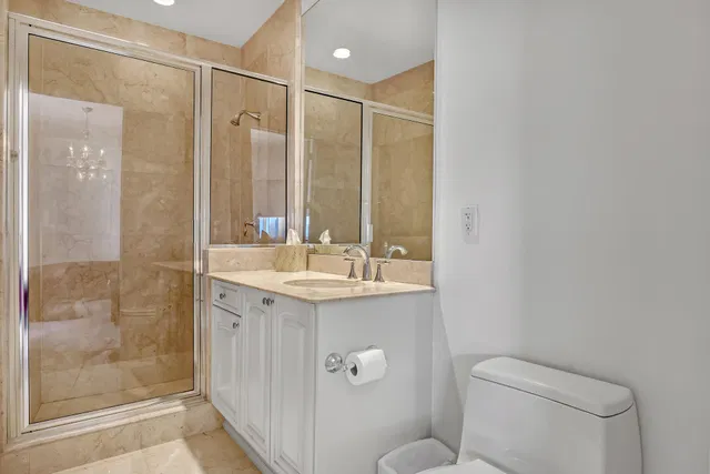 Esplanade Grande Unit Ph1 photo 59