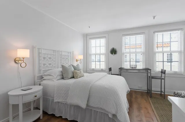 235 Sunrise Avenue #3012