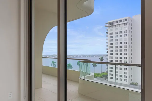 La Clara Palm Beach Unit 703 photo 14