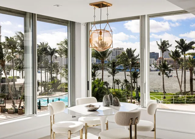 44 Cocoanut Row #212a
