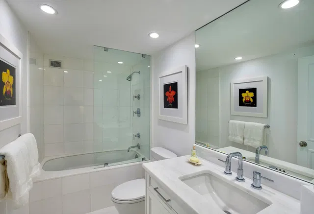 Island House Condos Unit 6a photo 10