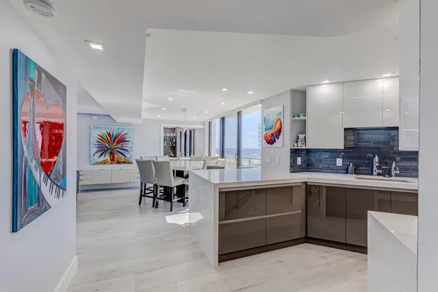 Tiara Singer Island Unit 29-F photo 4