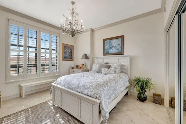 One City Plaza Unit 603 photo 10