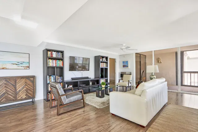 Eastpointe Singer Island Unit 8b photo 10