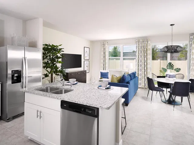 Residence photo 4